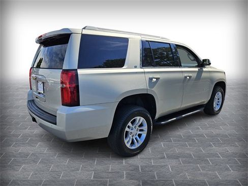 Used 2017 Chevrolet Tahoe LT image 4