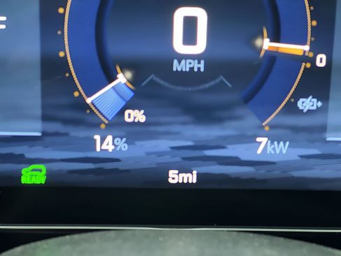 New 2026 Chevrolet Equinox EV LT image 12