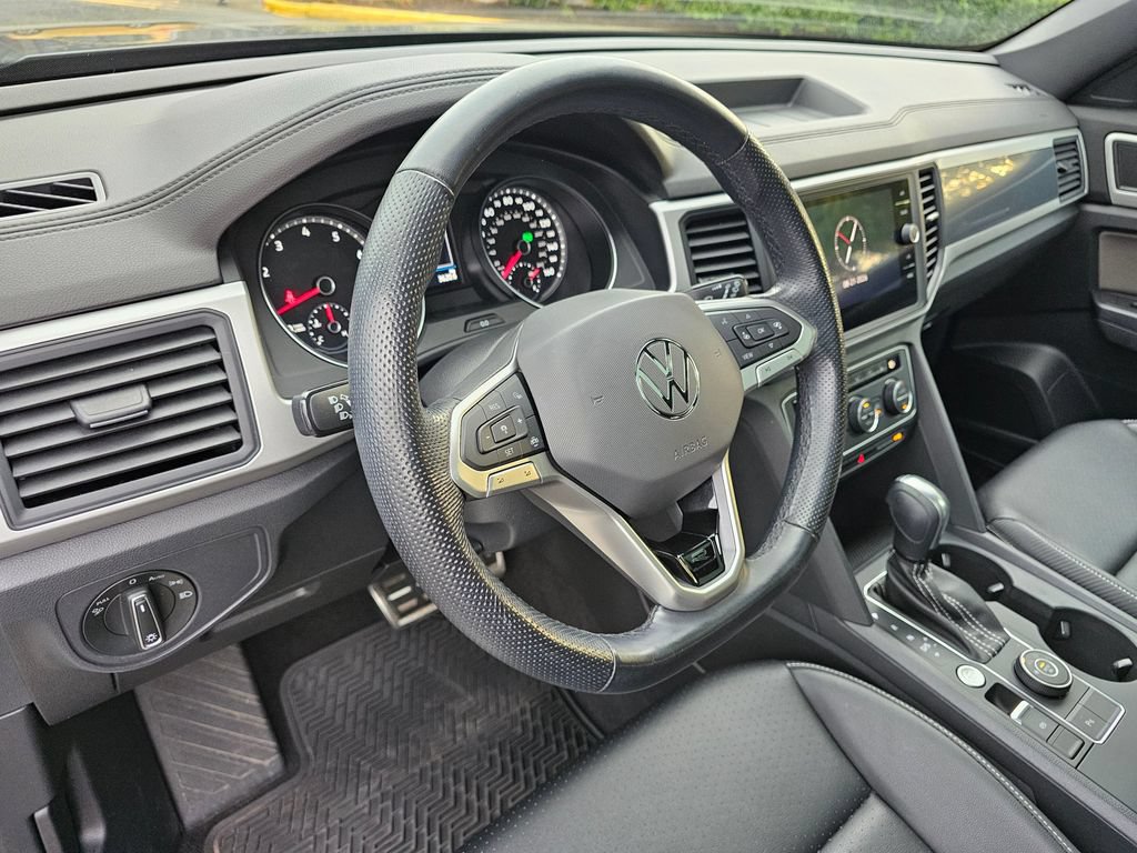 Used 2021 Volkswagen Atlas Cross Sport SE w/ Panoramic Sunroof Package AWD/4WD image 25