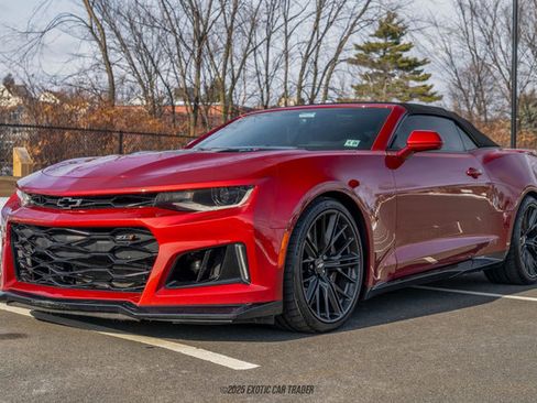 Used 2019 Chevrolet Camaro ZL1 image 22