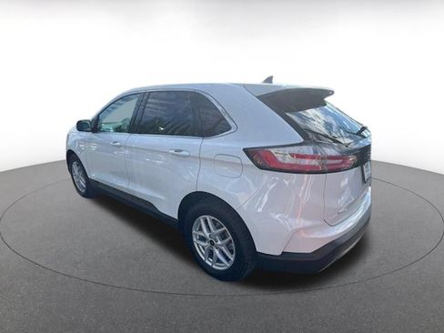 Used 2024 Ford Edge SEL AWD/4WD image 6