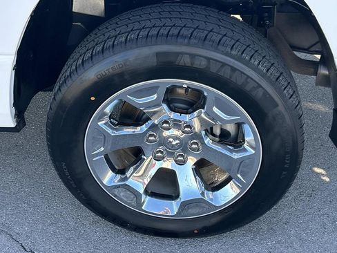 Used 2024 RAM 1500 Big Horn image 15