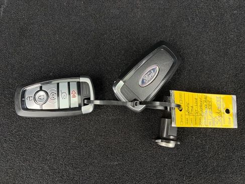Used 2025 Ford Explorer ST-Line w/ Premium Package AWD/4WD image 41