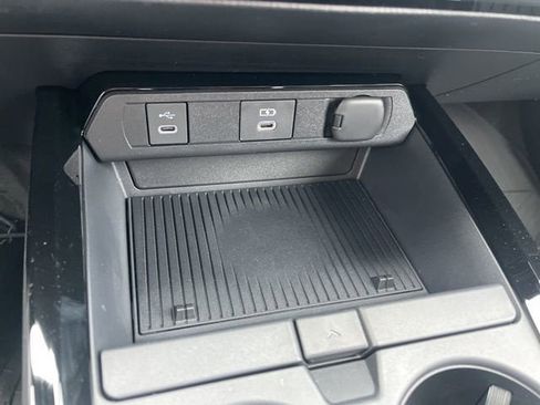 New 2026 Toyota Prius Plug-In Hybrid image 17