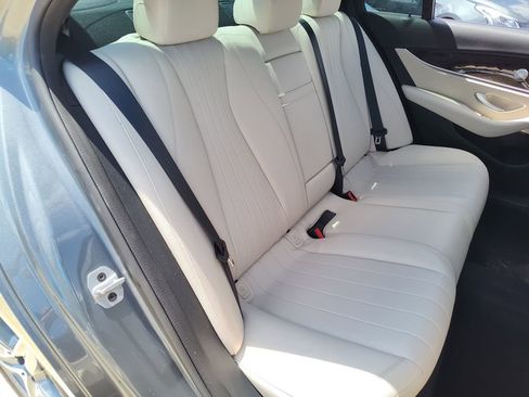 Used 2019 Mercedes-Benz E 300 image 32