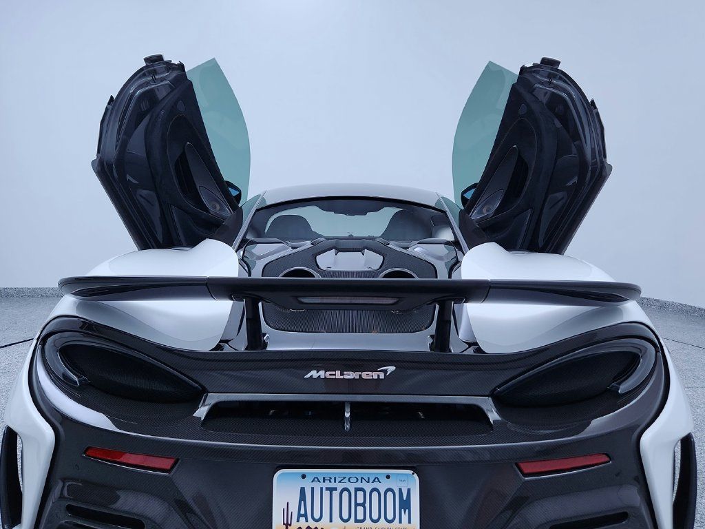 Used 2019 McLaren 600LT RWD image 38