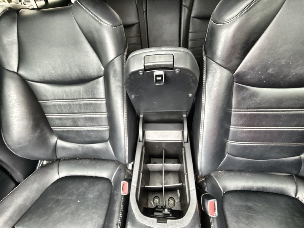Used 2019 Toyota RAV4 XLE Premium w/ Carpet Mat Package FWD image 26