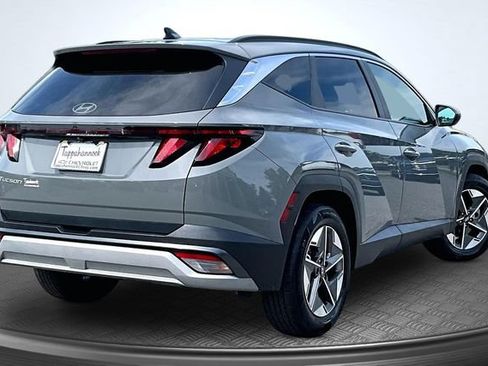 Used 2025 Hyundai Tucson SEL FWD image 6