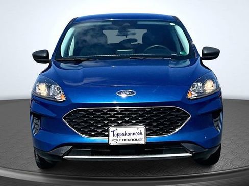 Used 2022 Ford Escape SE image 2
