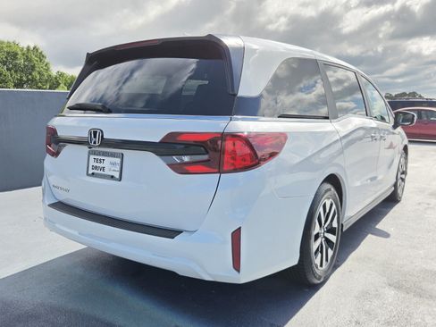 Used 2025 Honda Odyssey EX-L image 5