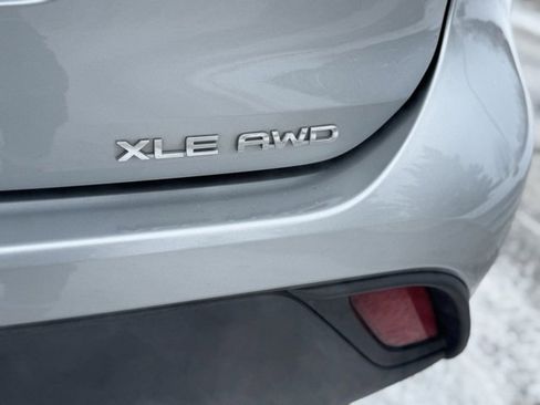 Certified 2021 Toyota Highlander XLE image 46