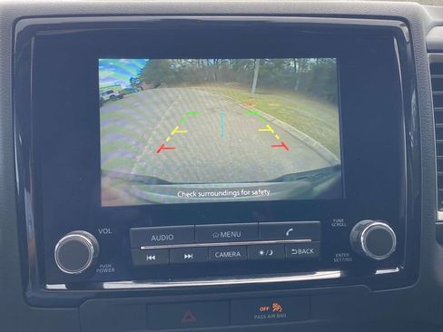 Used 2023 Nissan Frontier SV w/ Technology Package image 26