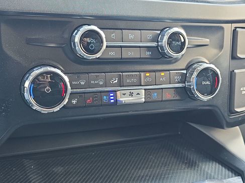 Used 2023 Ford F250 Limited w/ FX4 Off-Road Package image 19