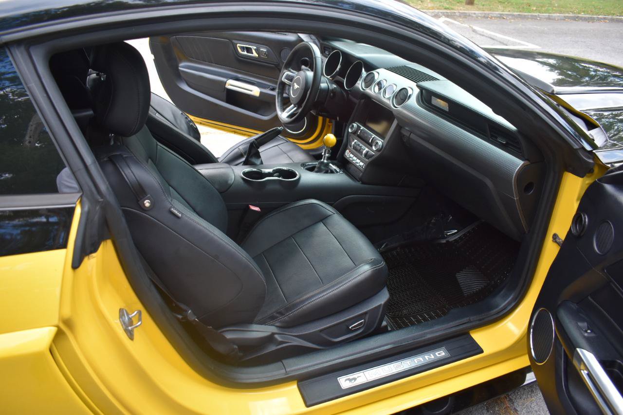 Used 2015 Ford Mustang GT Premium w/ GT Performance Package RWD image 17