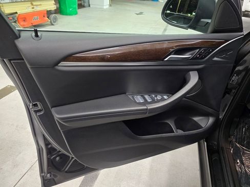 Used 2023 BMW X4 xDrive30i w/ Parking Assistance Package image 12