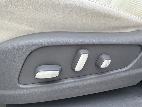 Used 2020 Cadillac XT6 Premium Luxury image 7