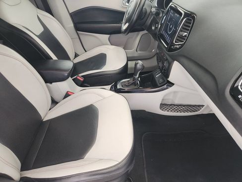 Used 2020 Jeep Compass Limited FWD image 13