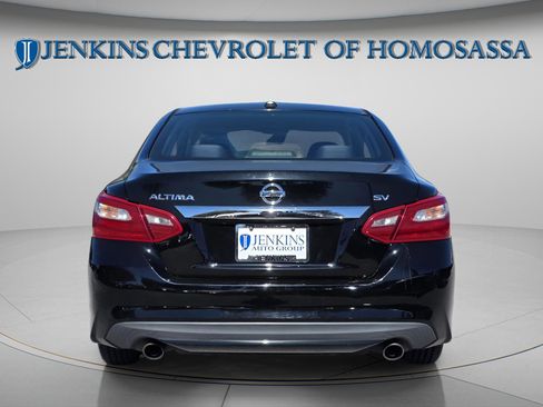 Used 2018 Nissan Altima 2.5 SV image 5