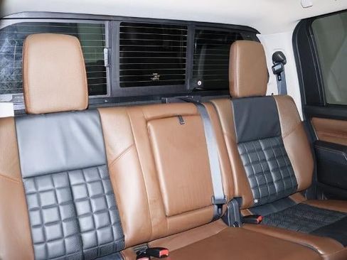 Used 2018 Nissan Titan Platinum Reserve w/ Platinum Utility Package image 21