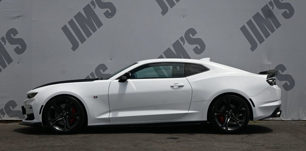 Used 2020 Chevrolet Camaro SS RWD image 8