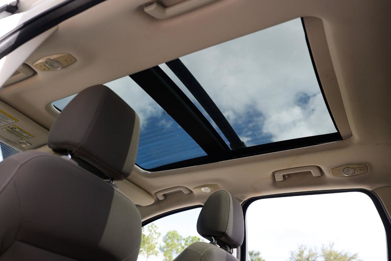 Used 2013 Ford Escape SE FWD image 23