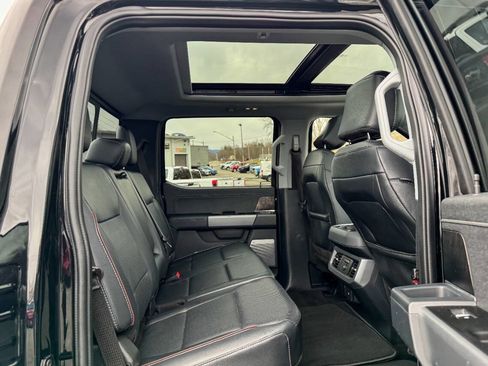 Used 2023 Ford F250 Lariat w/ Lariat Ultimate Package AWD/4WD image 18