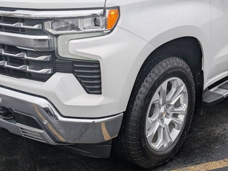 Used 2024 Chevrolet Silverado 1500 LTZ AWD/4WD image 10