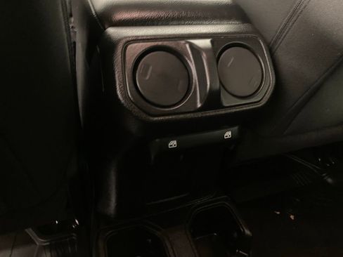 Used 2019 Jeep Wrangler Unlimited Sport S image 15
