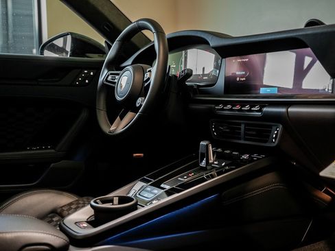 Used 2026 Porsche 911 Carrera GTS image 31