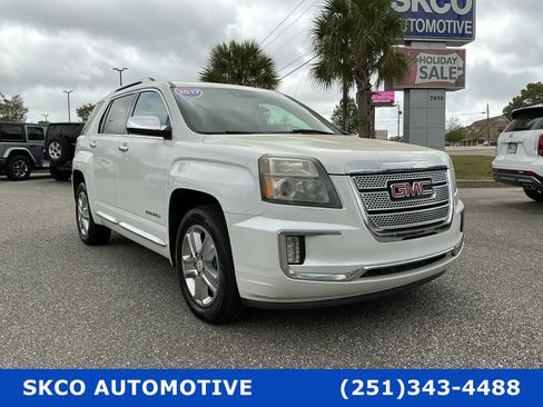 Used 2017 GMC Terrain Denali image 7
