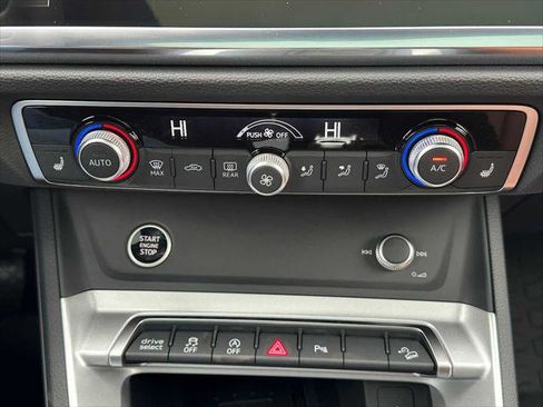 New 2025 Audi Q3 2.0T Premium Plus image 27