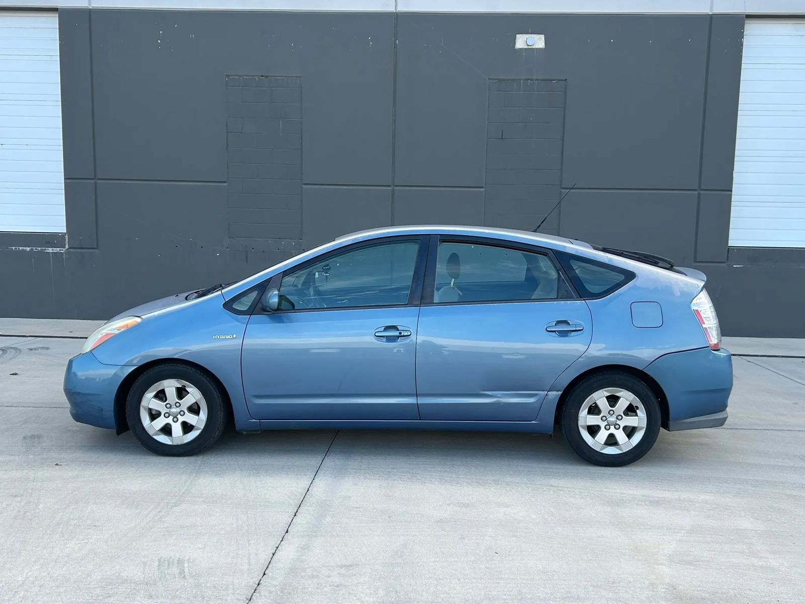 Used 2007 Toyota Prius FWD image 2