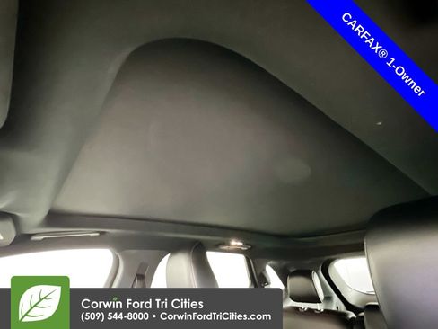 Used 2021 Ford Edge ST-Line image 26