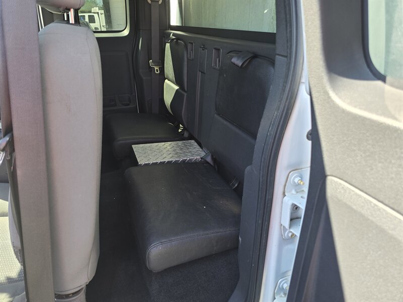 Used 2011 Dodge Dakota Big Horn w/ Trailer Tow Group RWD image 9