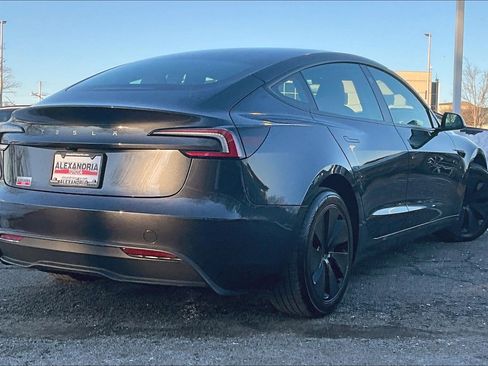 Used 2025 Tesla Model 3 Long Range image 11