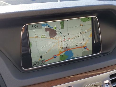 Used 2014 Mercedes-Benz E 350 Sedan image 17