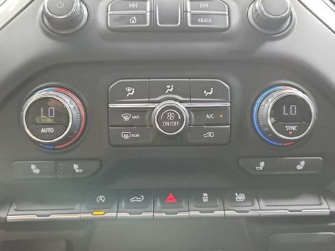 Used 2021 Chevrolet Silverado 1500 RST w/ Bed Protection Package AWD/4WD image 30