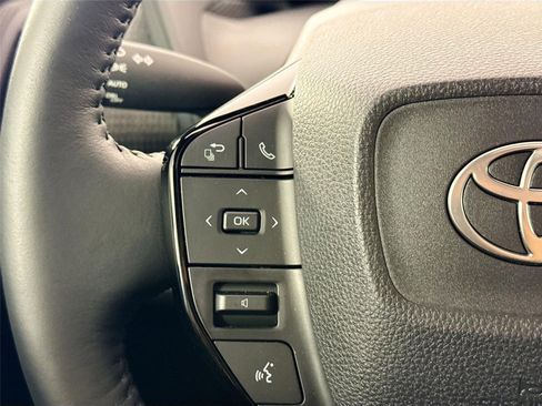 New 2025 Toyota bZ4X AWD image 17