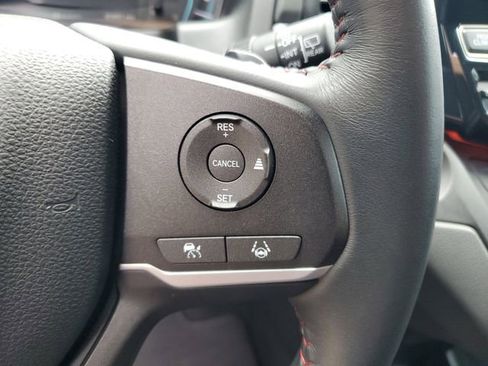 Used 2023 Honda Odyssey Sport image 13