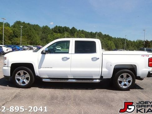 Used 2018 Chevrolet Silverado 1500 Custom w/ Custom Value Package AWD/4WD image 4