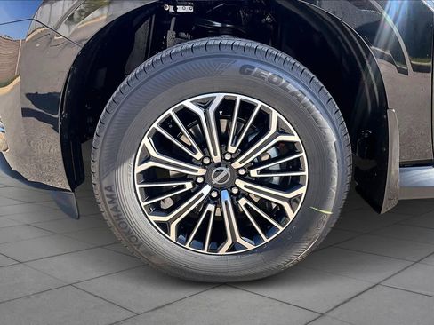 New 2026 Nissan Armada Platinum image 9