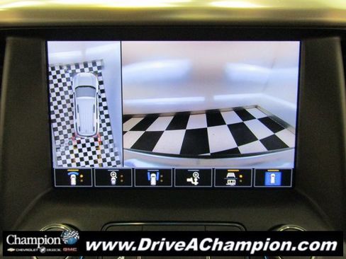 Used 2021 GMC Acadia Denali w/ Denali Ultimate Package image 8