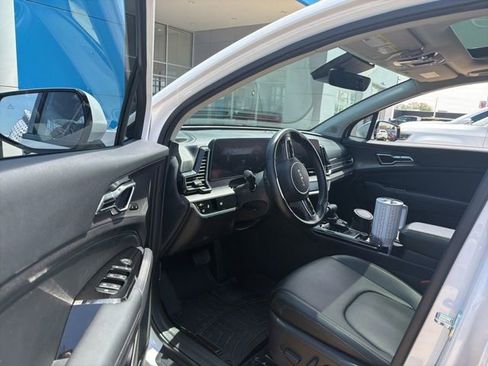 Used 2023 Kia Sportage SX AWD/4WD image 6