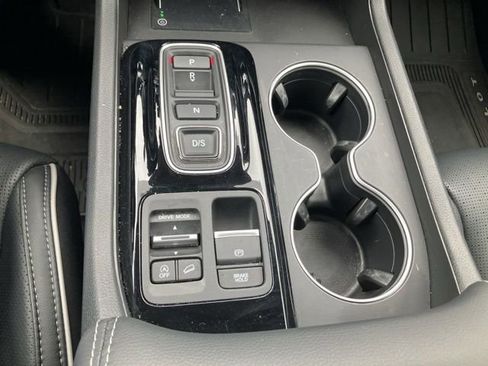 Certified 2025 Honda Pilot Elite image 22