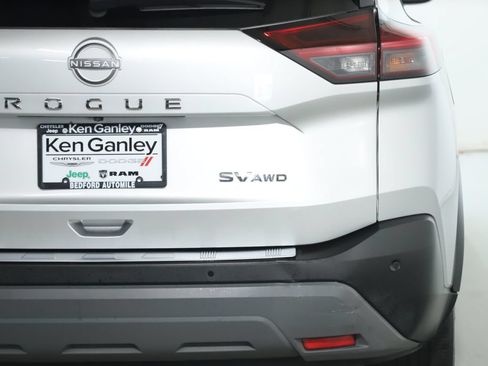 Used 2023 Nissan Rogue SV AWD/4WD image 44
