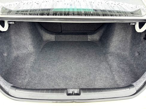 Used 2018 Honda Accord Sport image 10