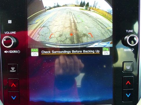 Used 2025 Subaru Forester Limited w/ Popular Package #2 image 33