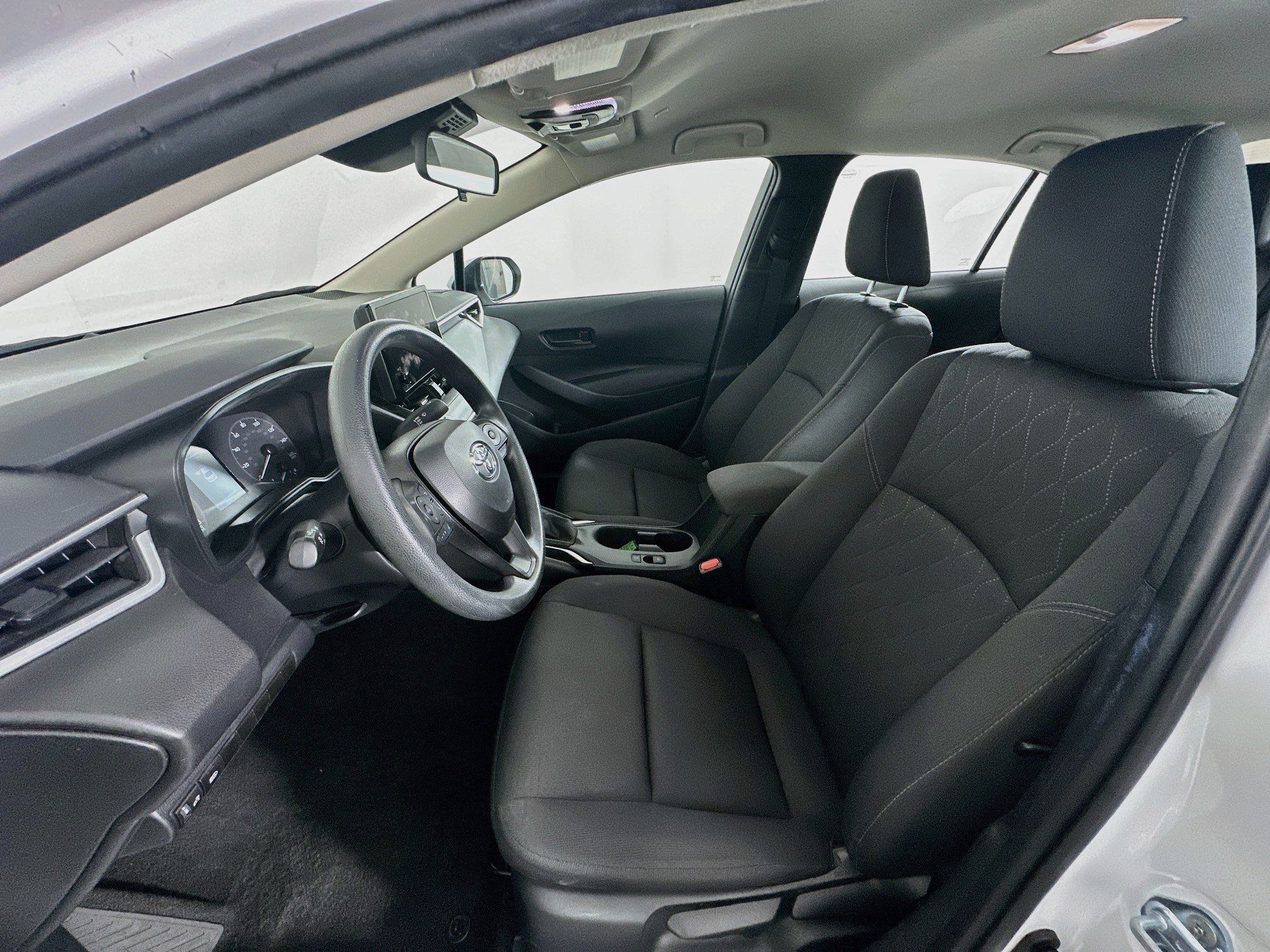 Used 2024 Toyota Corolla LE FWD image 13