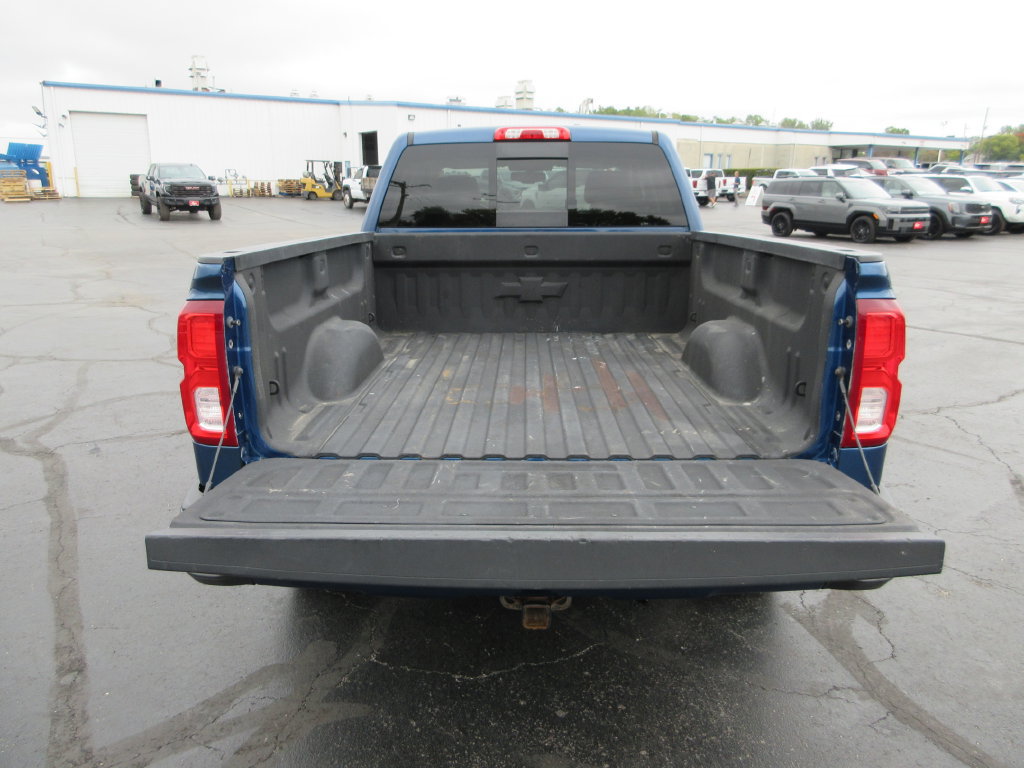 Used 2018 Chevrolet Silverado 1500 LTZ Z71 AWD/4WD image 7