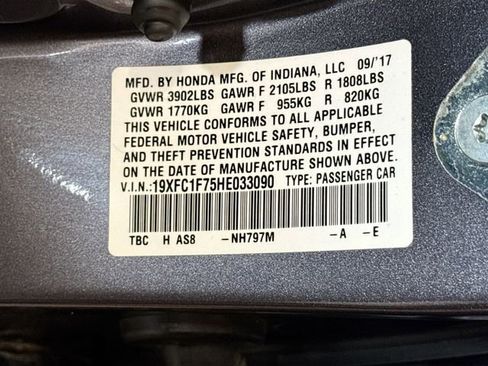 Used 2017 Honda Civic EX-L image 32